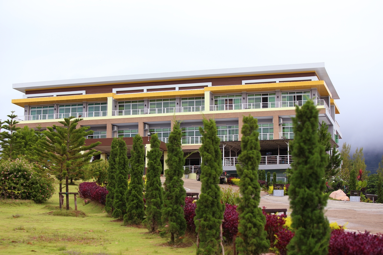 Breeze Hill Khao Kho