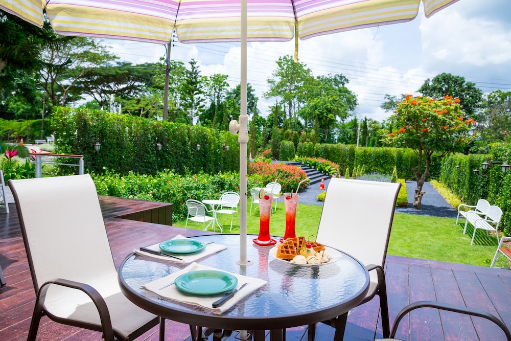 Phukaew Resort & Adventure Park