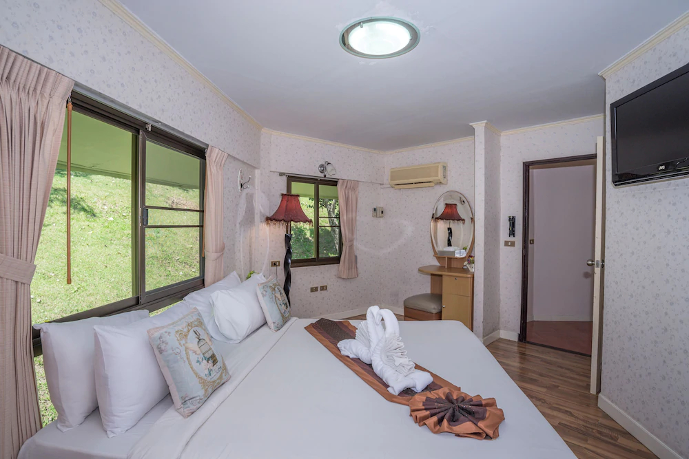Phukaew Resort & Adventure Park