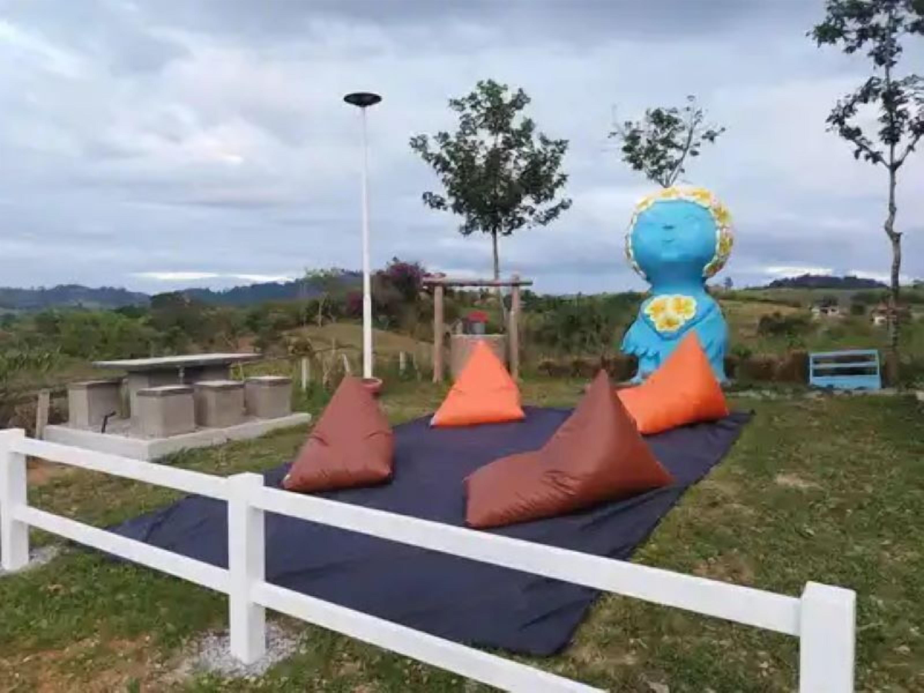 Yellowstone Cheewa View