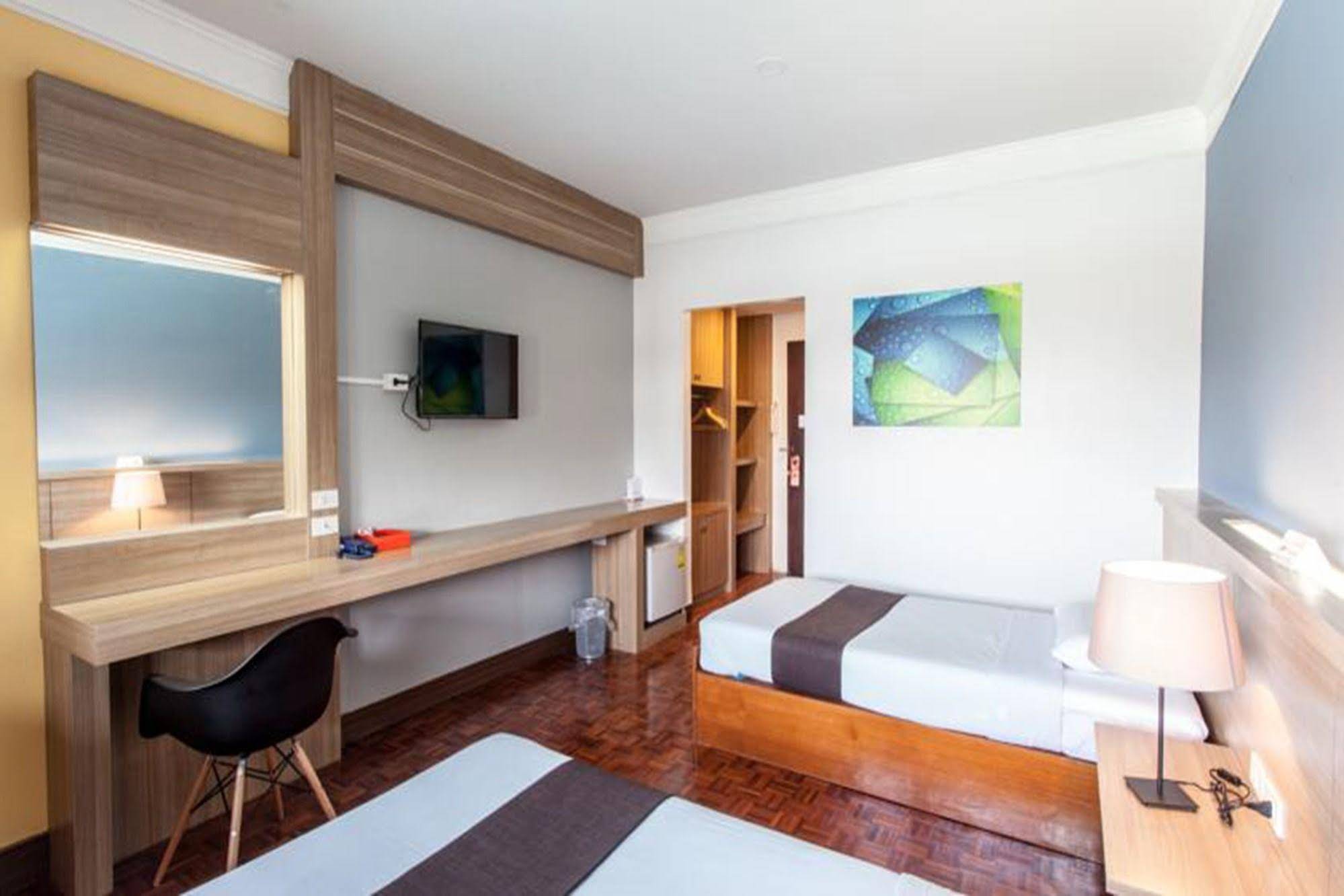 Asia Lampang Hotel