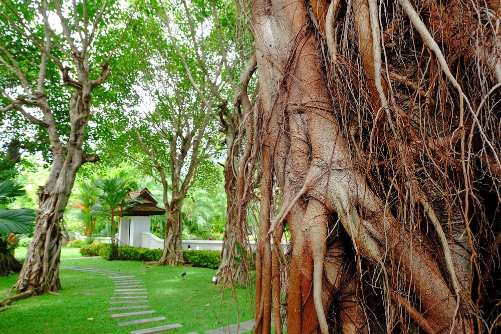 Khum Nakorn Villa