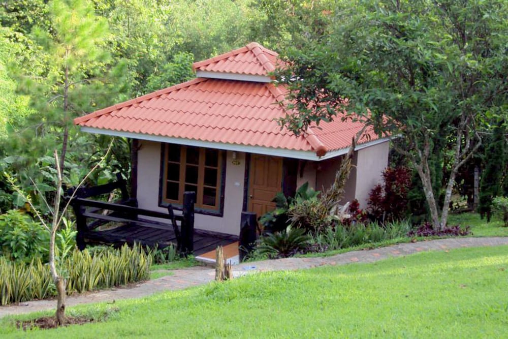 Baan Phuthadol