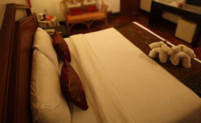Baiyoke Chalet Hotel