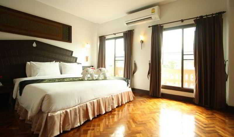 Baiyoke Chalet Hotel