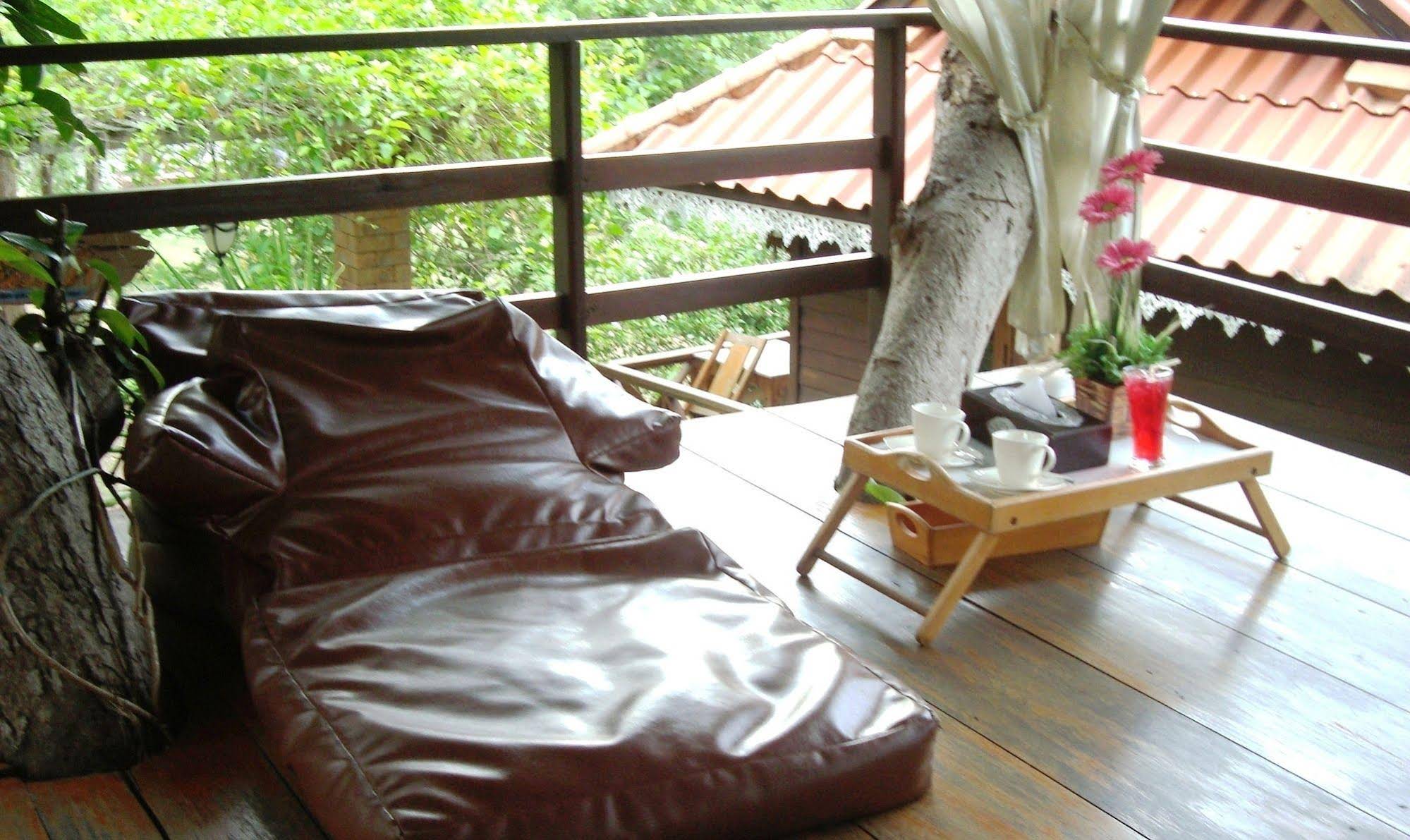 Ban View Nam Camping & Resort