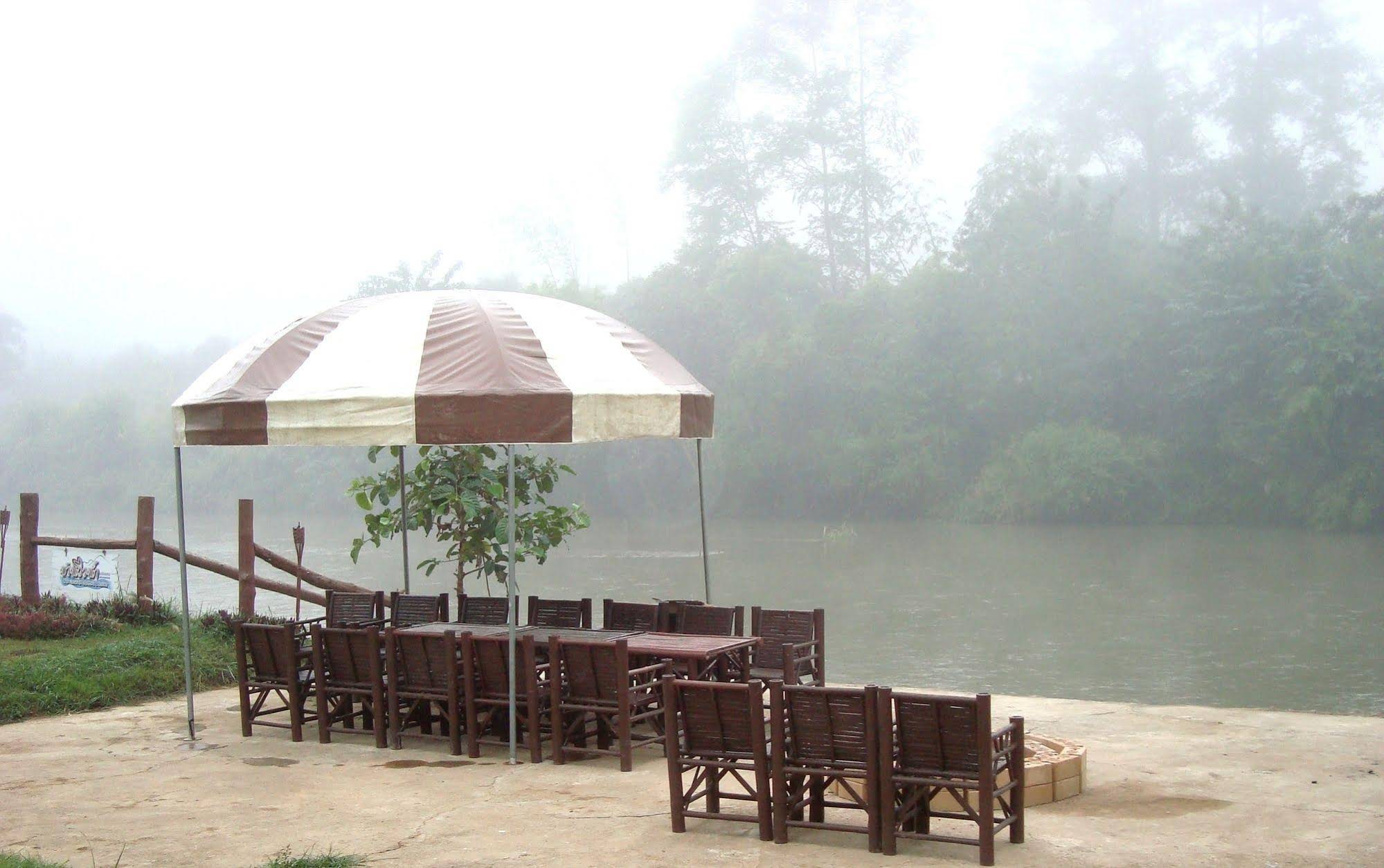 Ban View Nam Camping & Resort