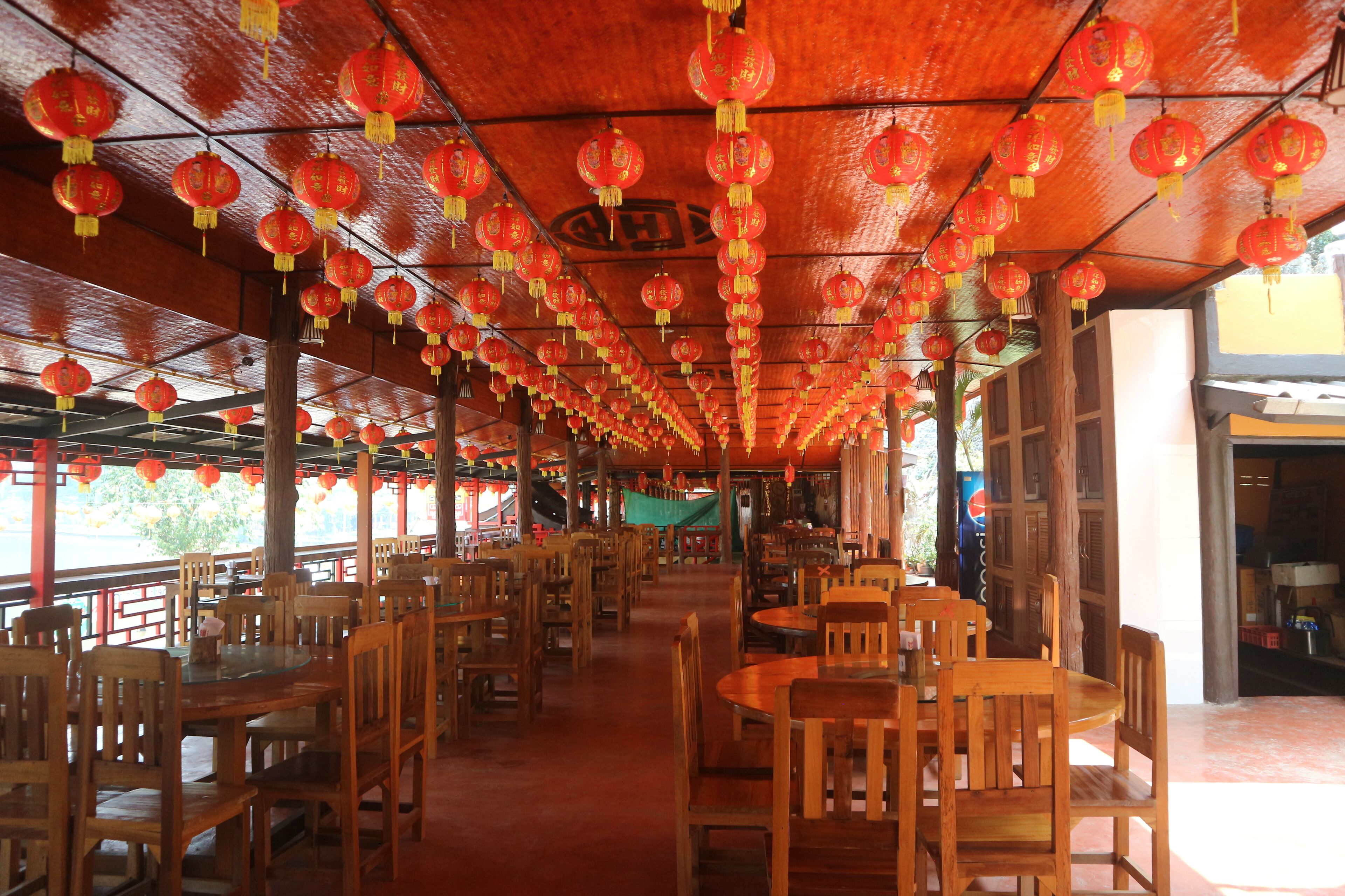 Chasa Rakthai Resort