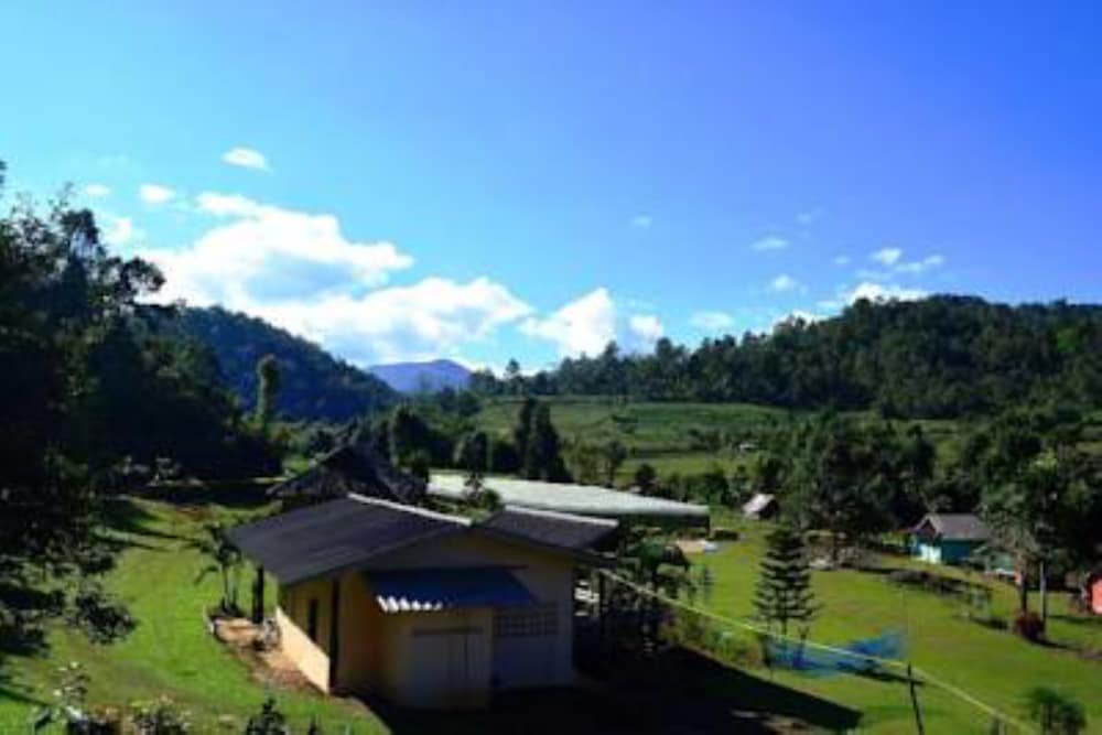 Mong Homestay Resort