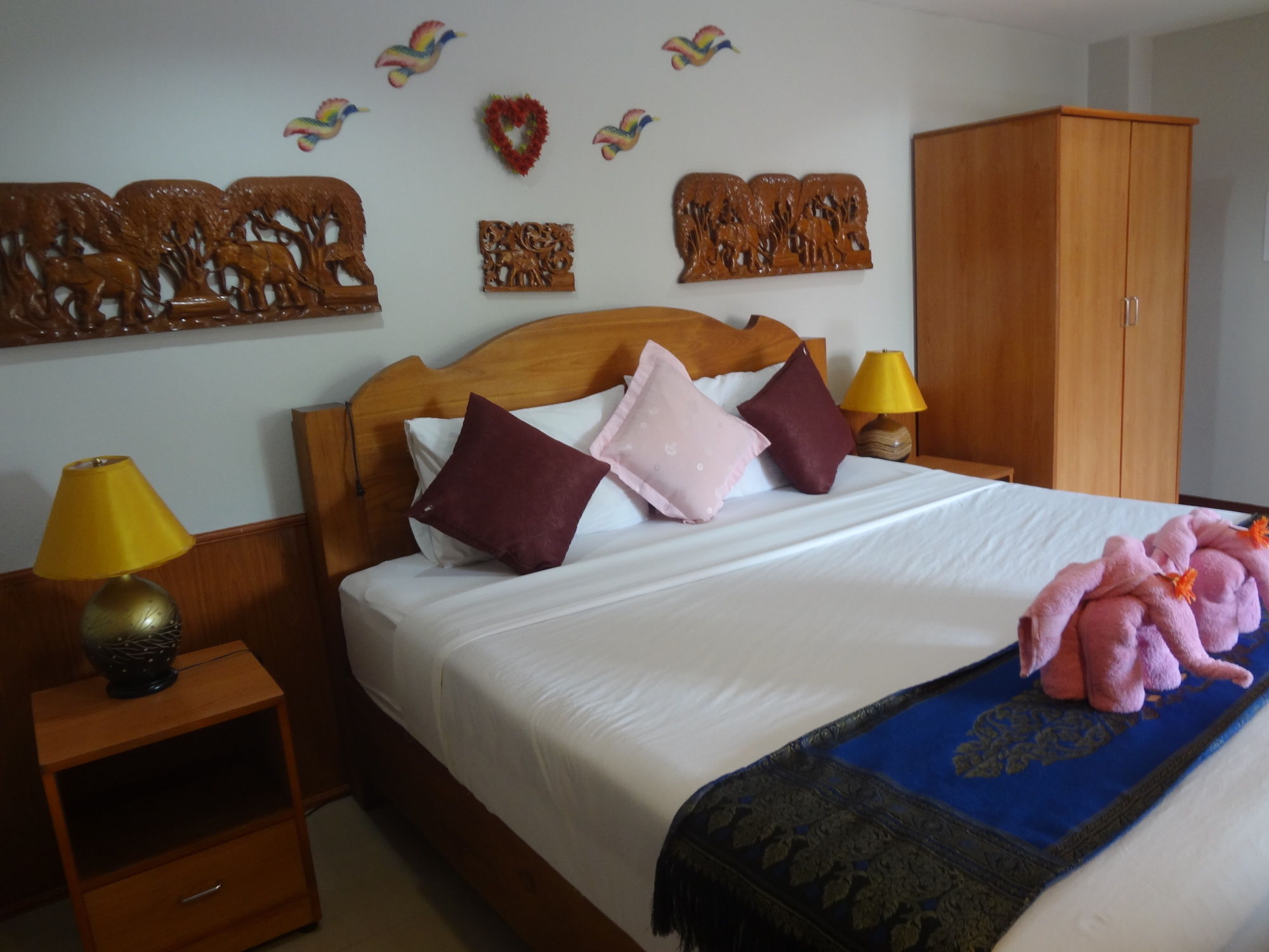 Ngamta Hotel