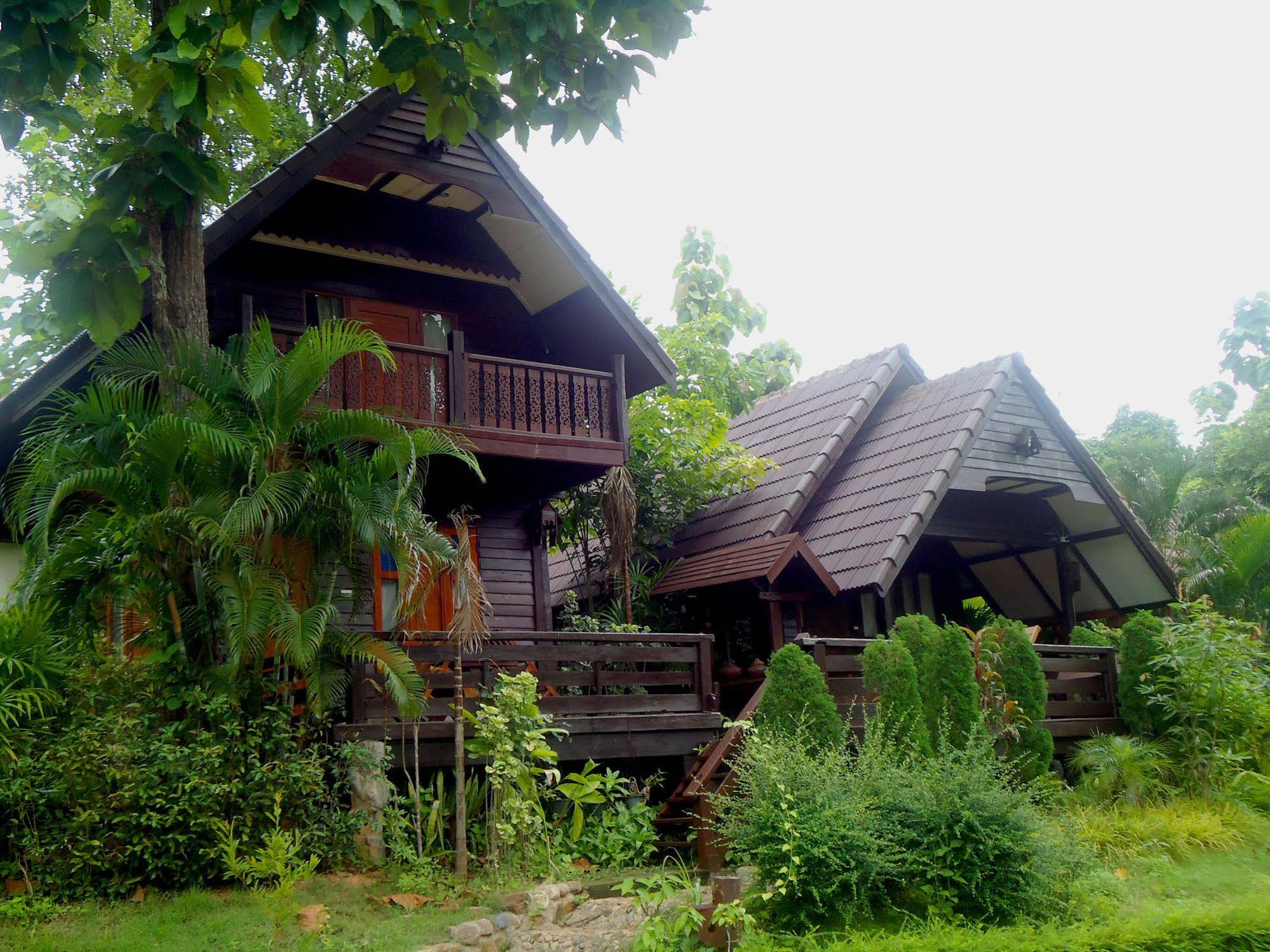 Phawengkham Resort and Restaurant