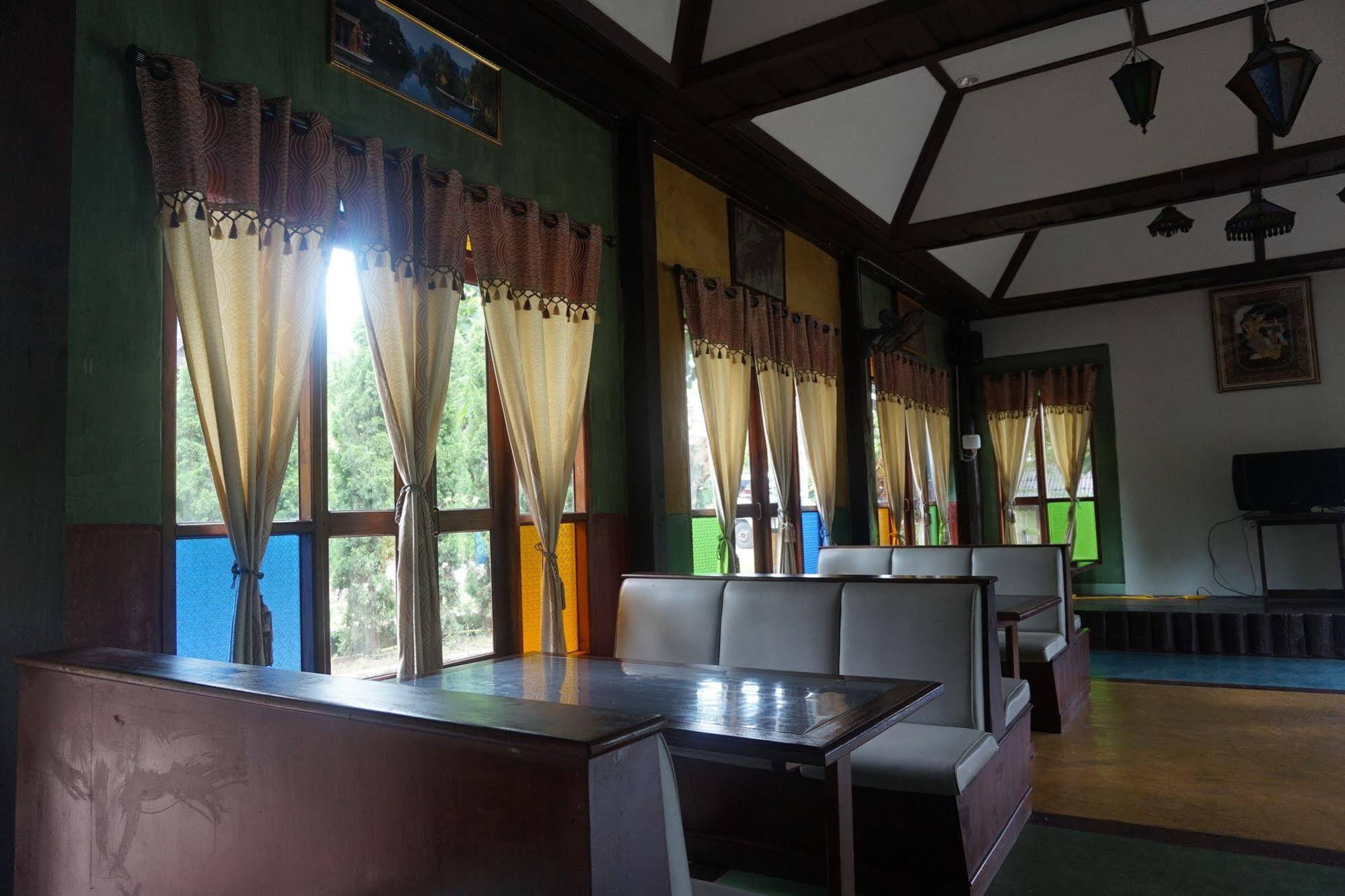 Phawengkham Resort and Restaurant
