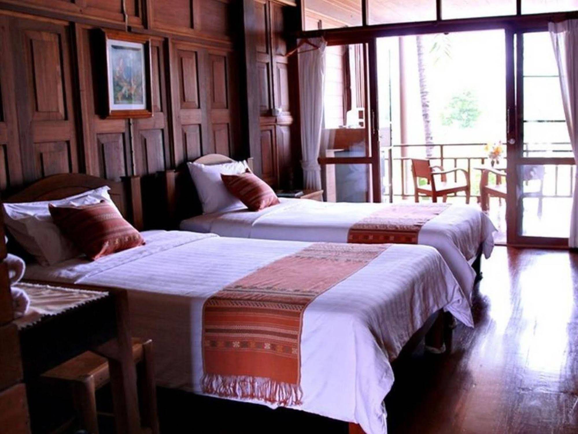 River Bank Resort