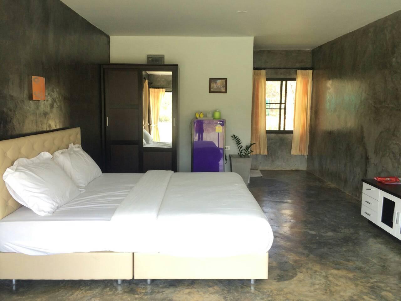 Lakeview Resort
