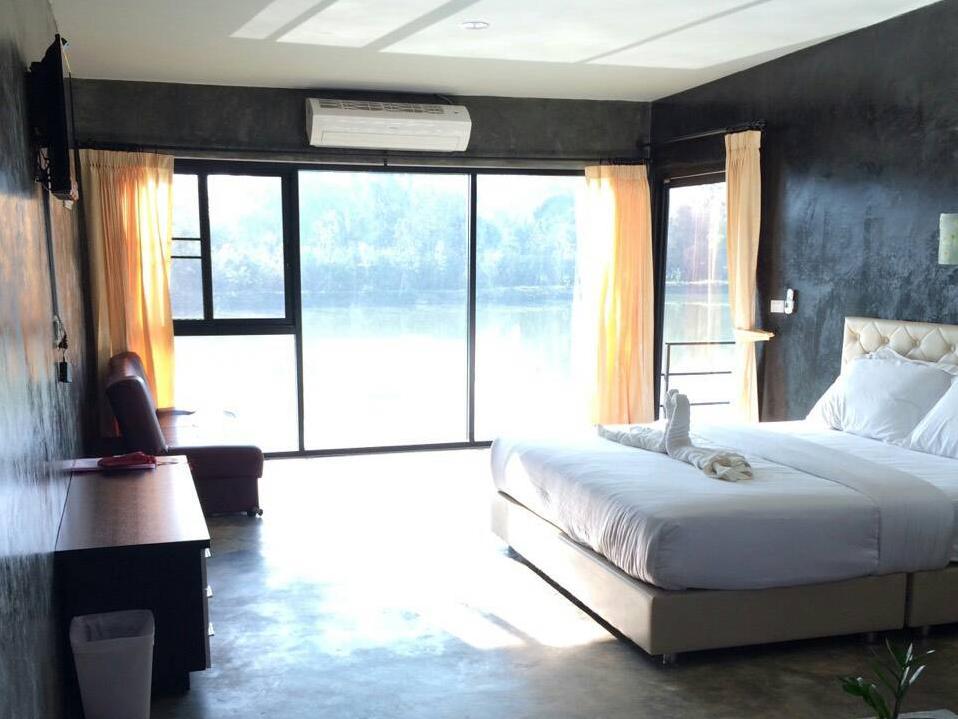 Lakeview Resort