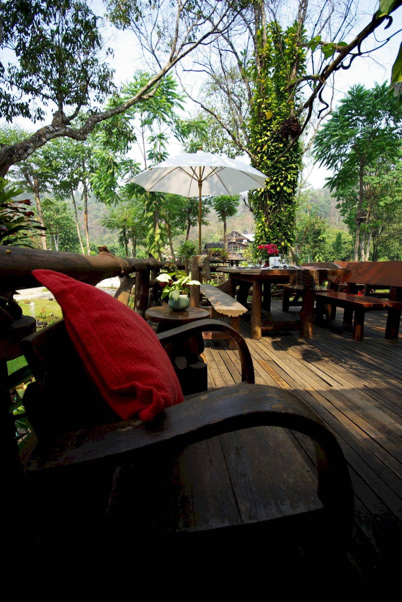 Tharnthong Lodges