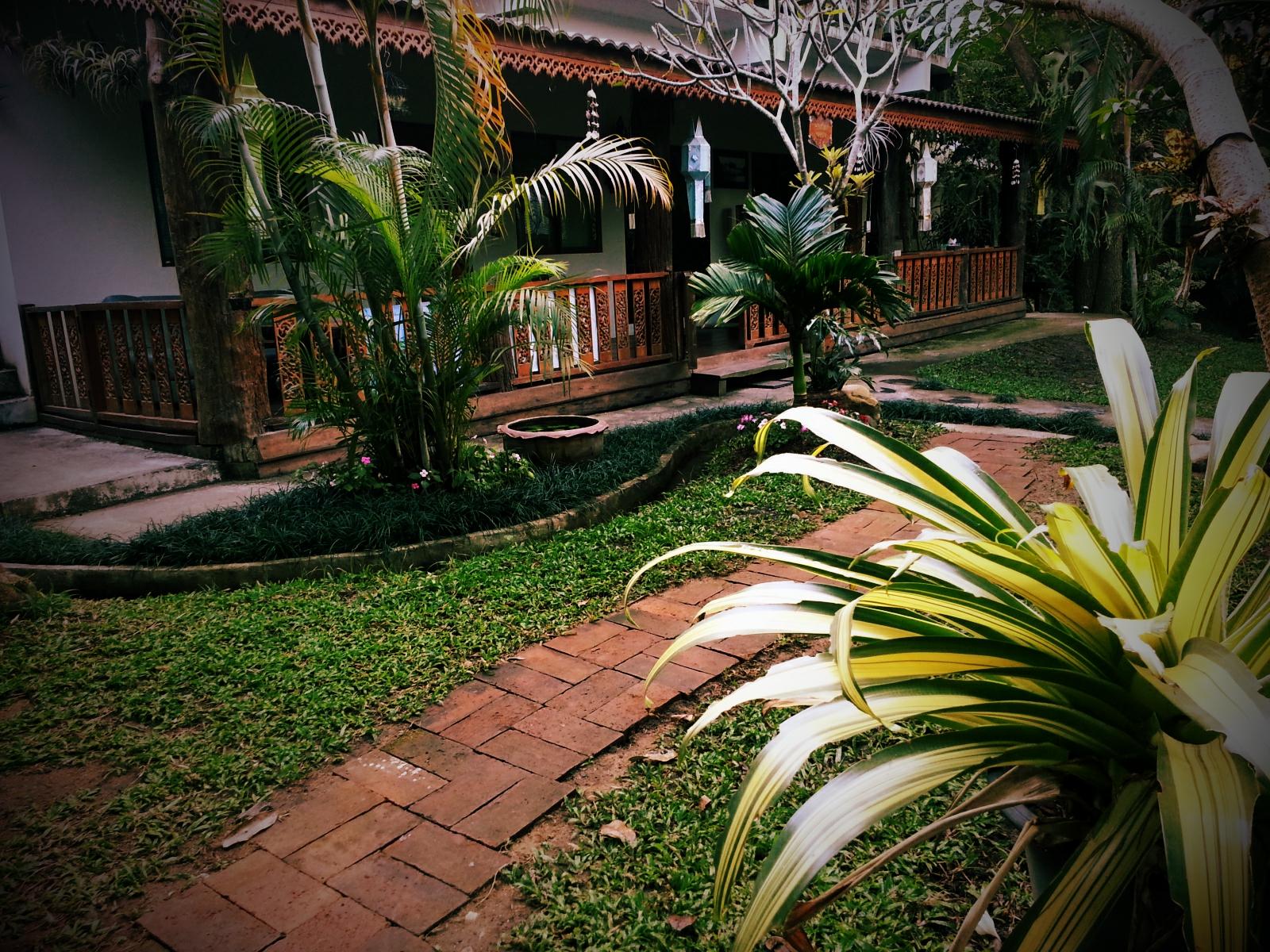 Pallada Bromeliads Garden & Resort