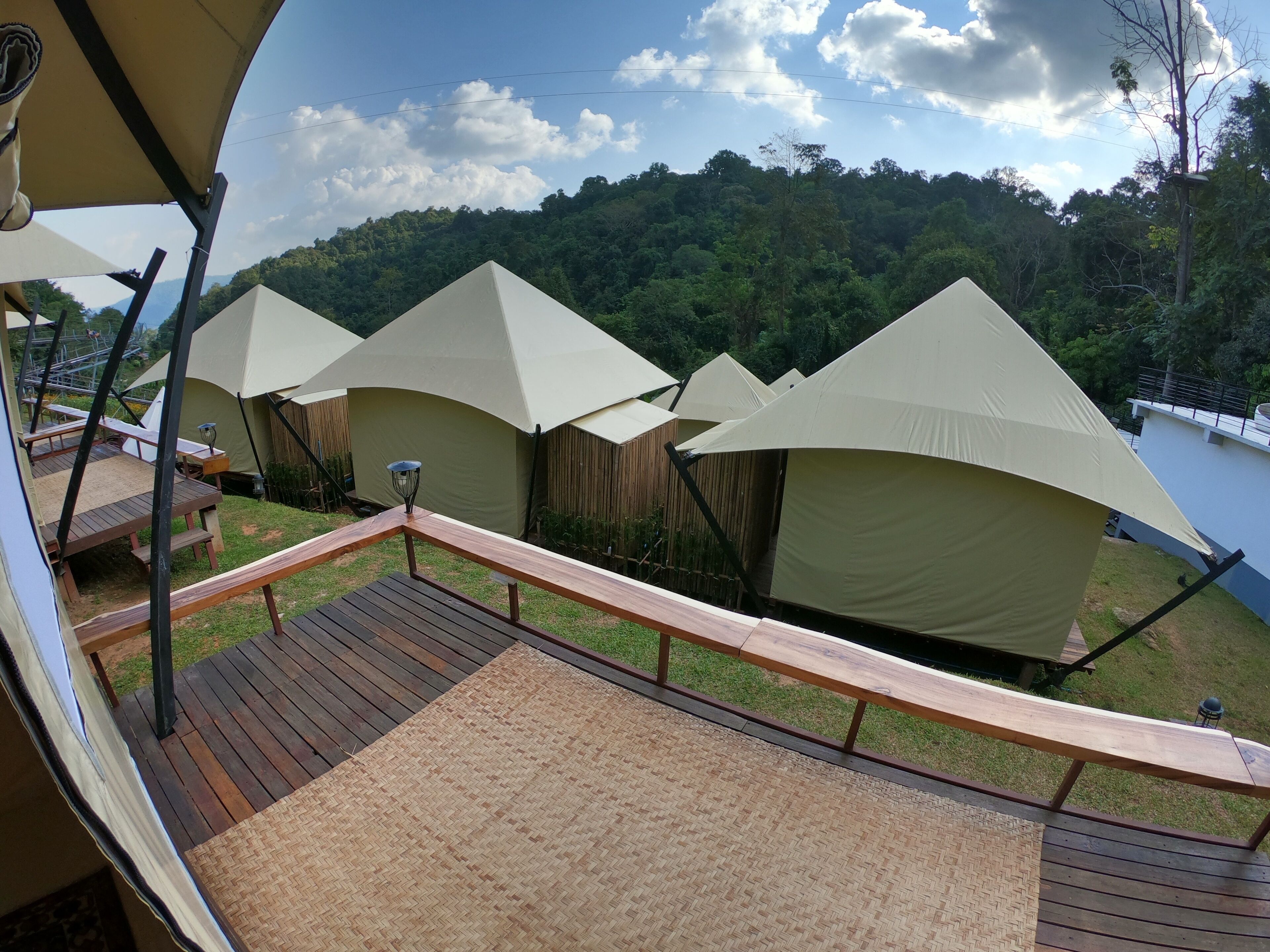 Pongyang Jungle Coaster Zipline Camp & Resort