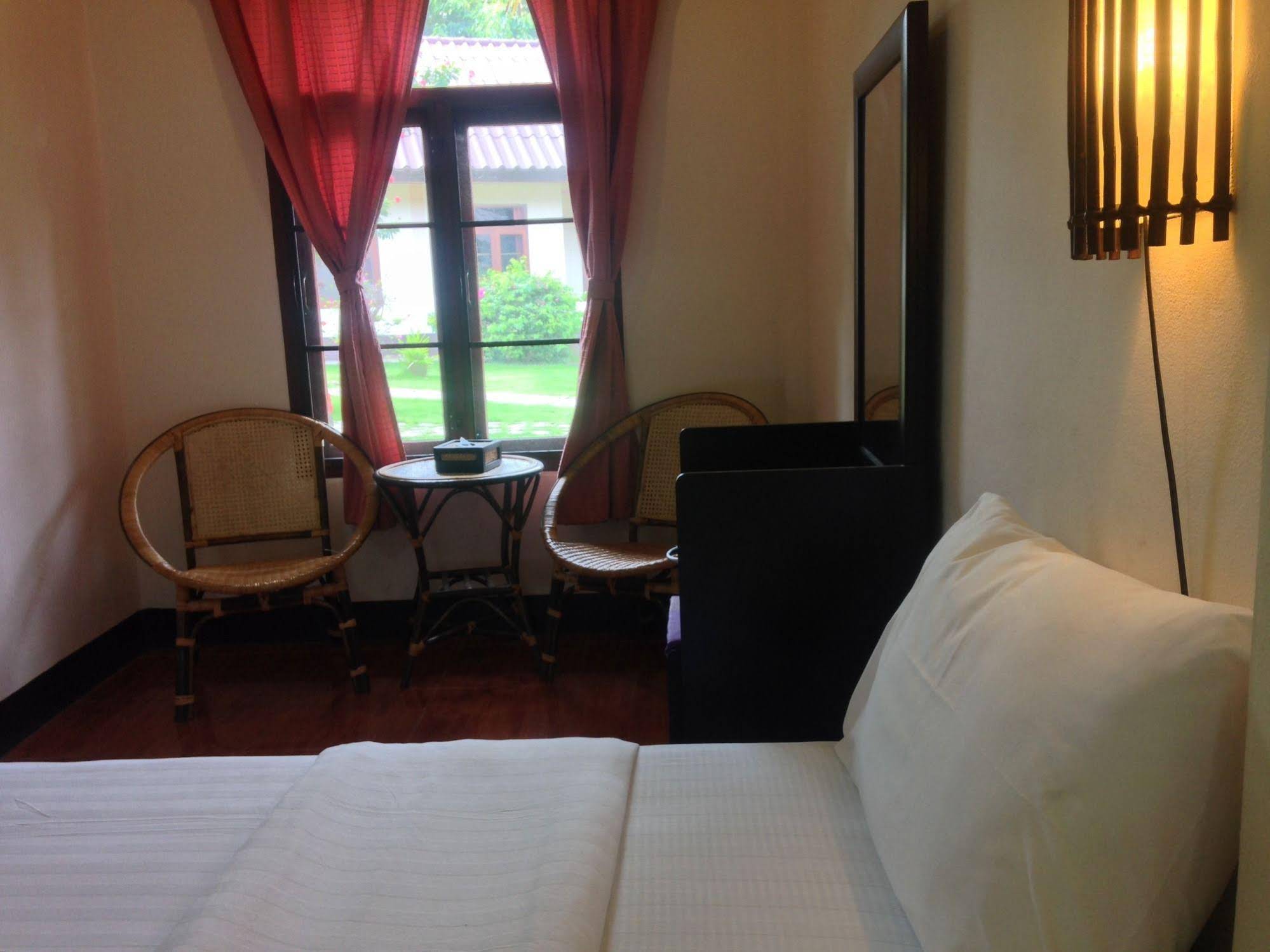 Hotel Pailifornia