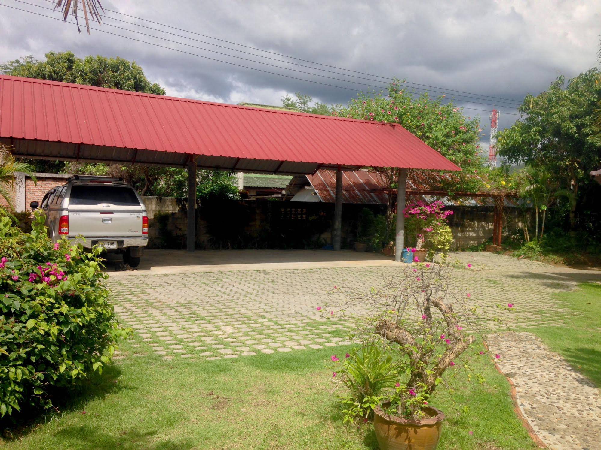 Hotel Pailifornia