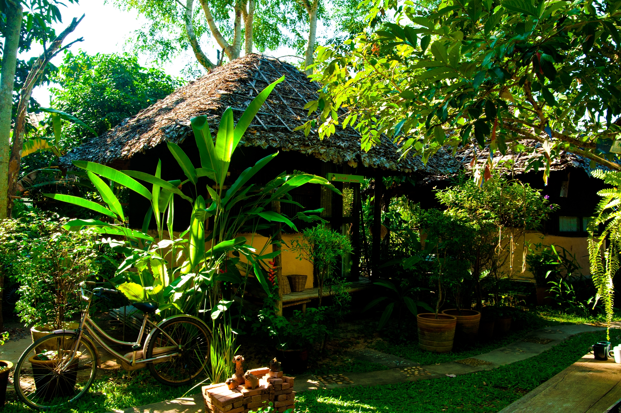 Khun Nai Tern Sai