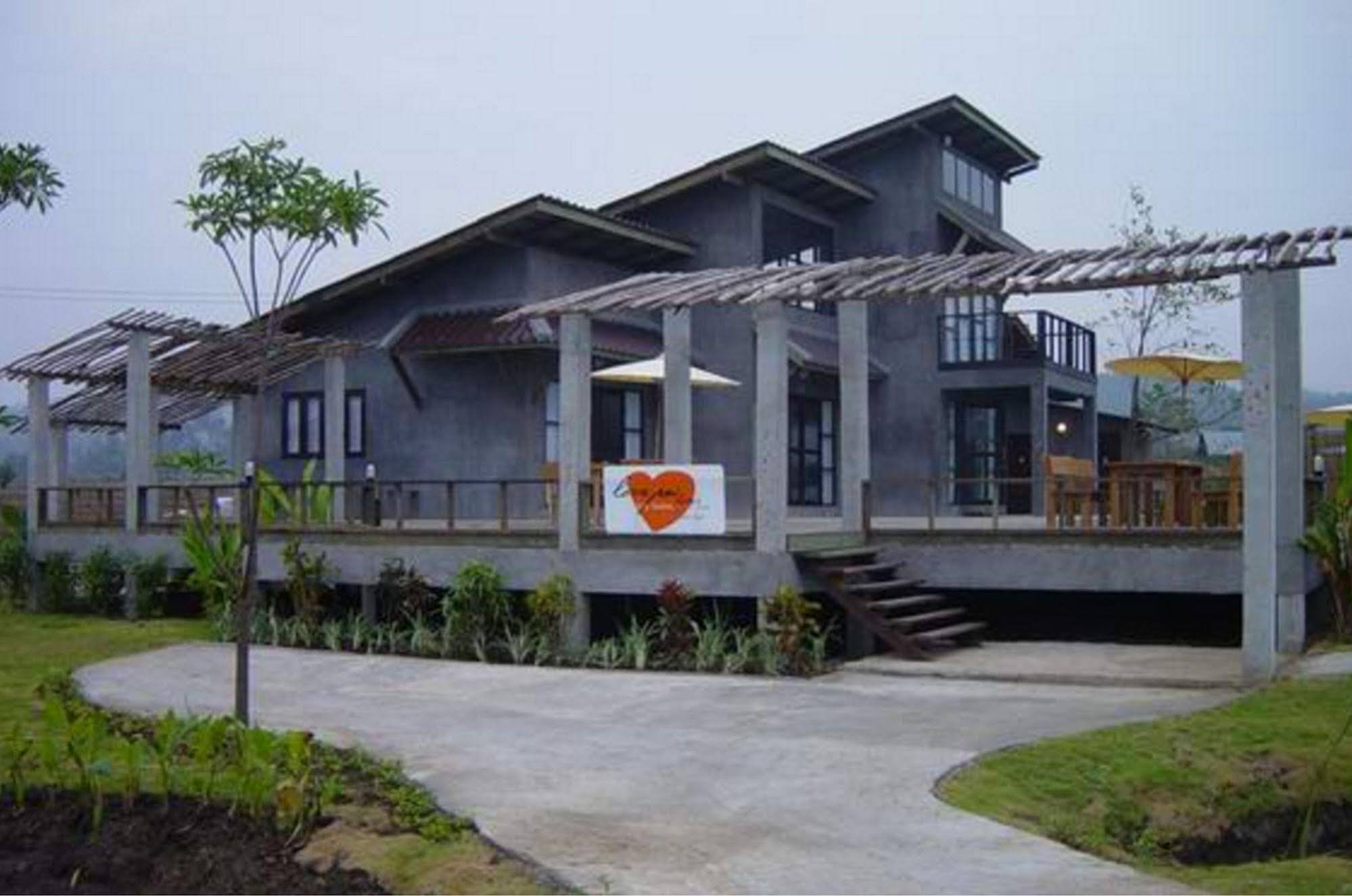 Love Pai Home