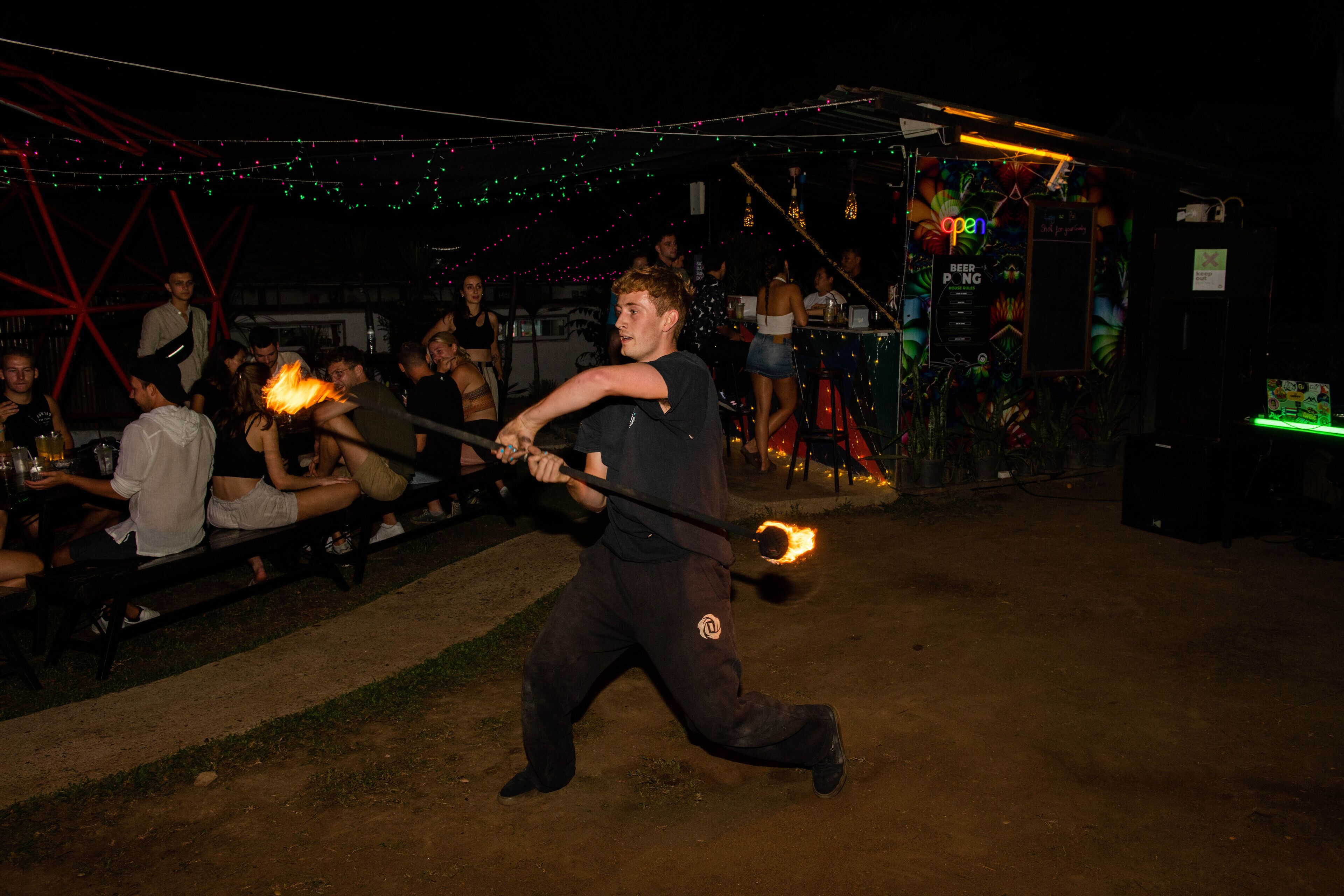 Mad Monkey Hostel Pai