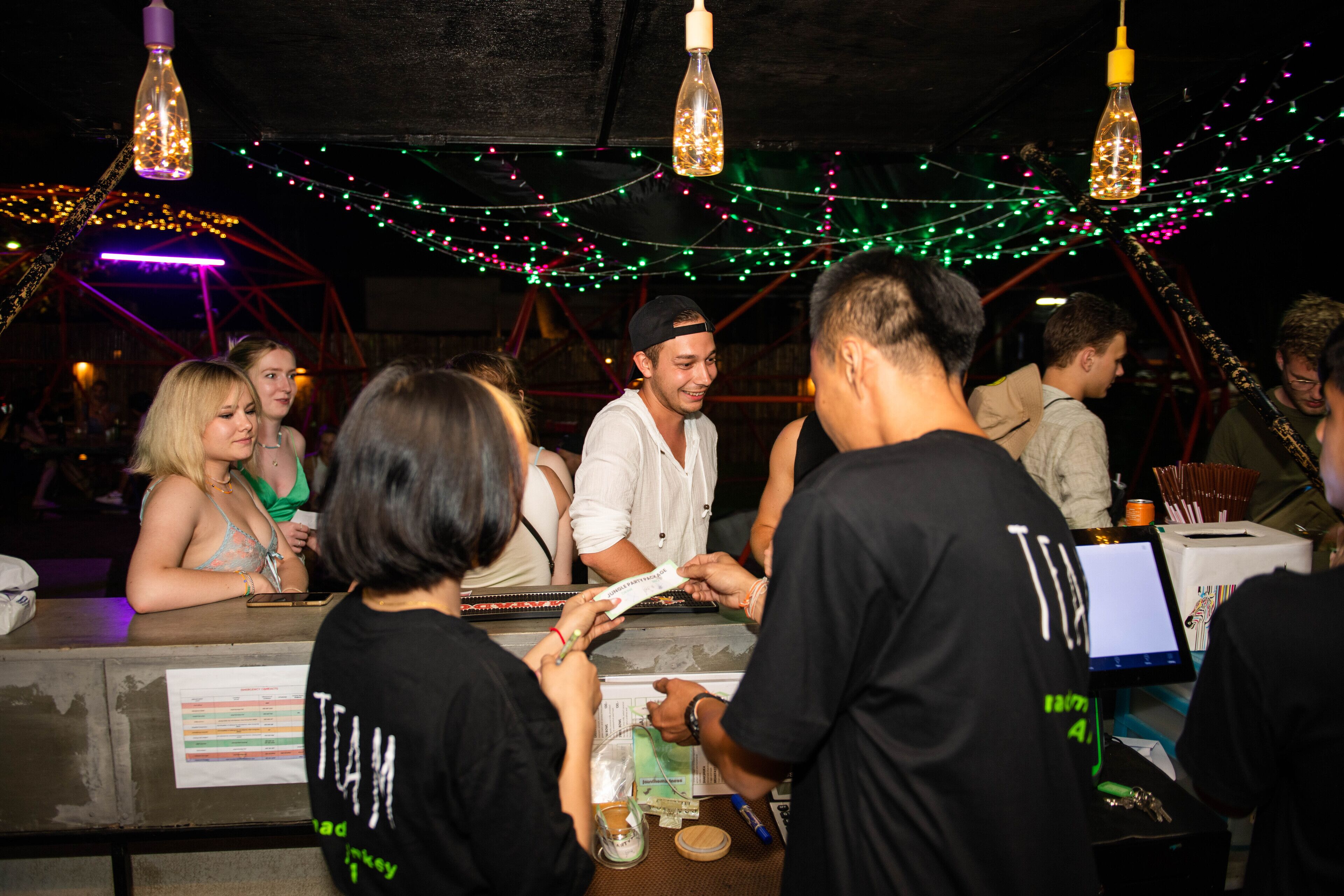 Mad Monkey Hostel Pai