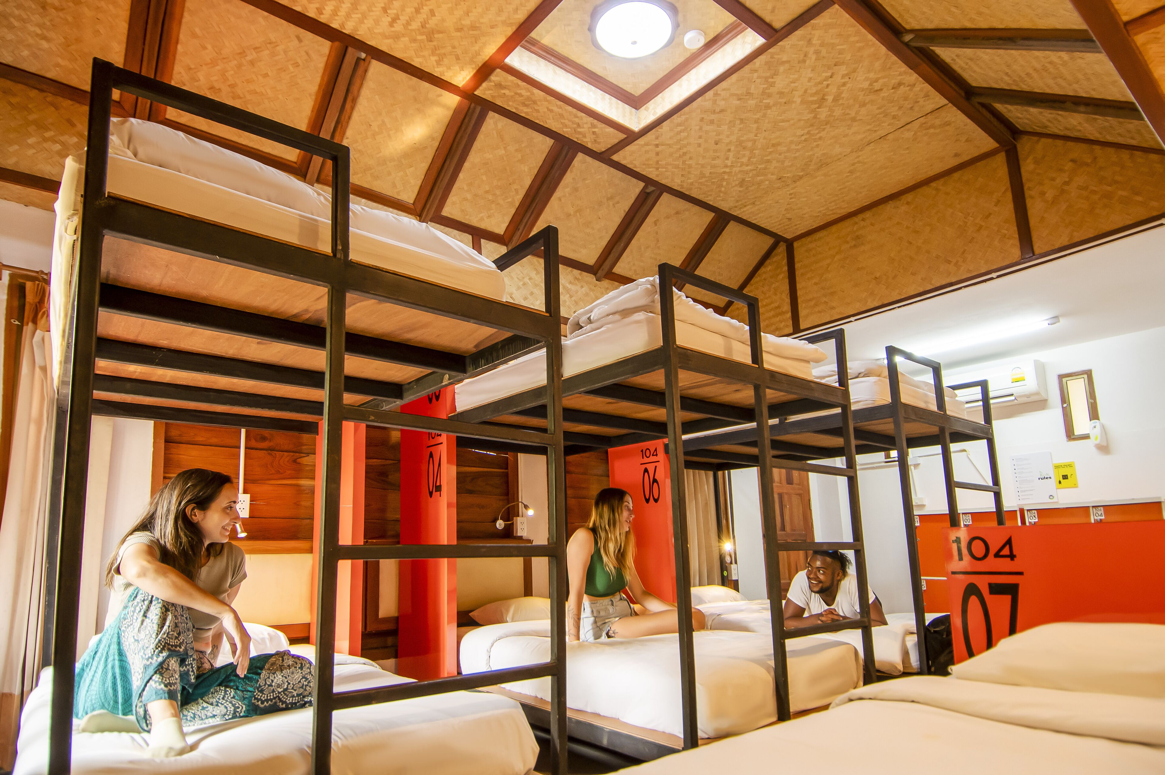 Mad Monkey Hostel Pai
