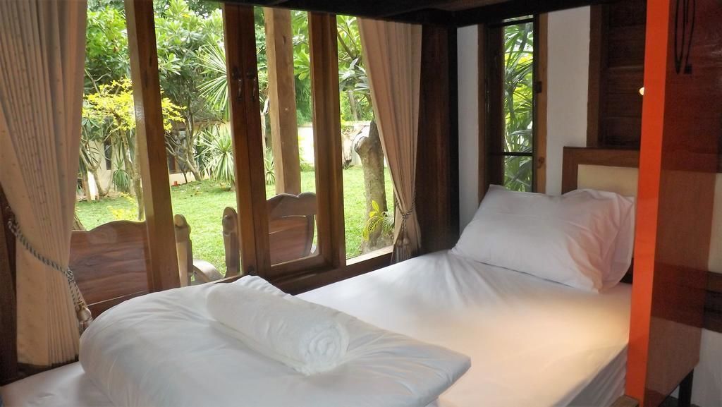 Mad Monkey Hostel Pai