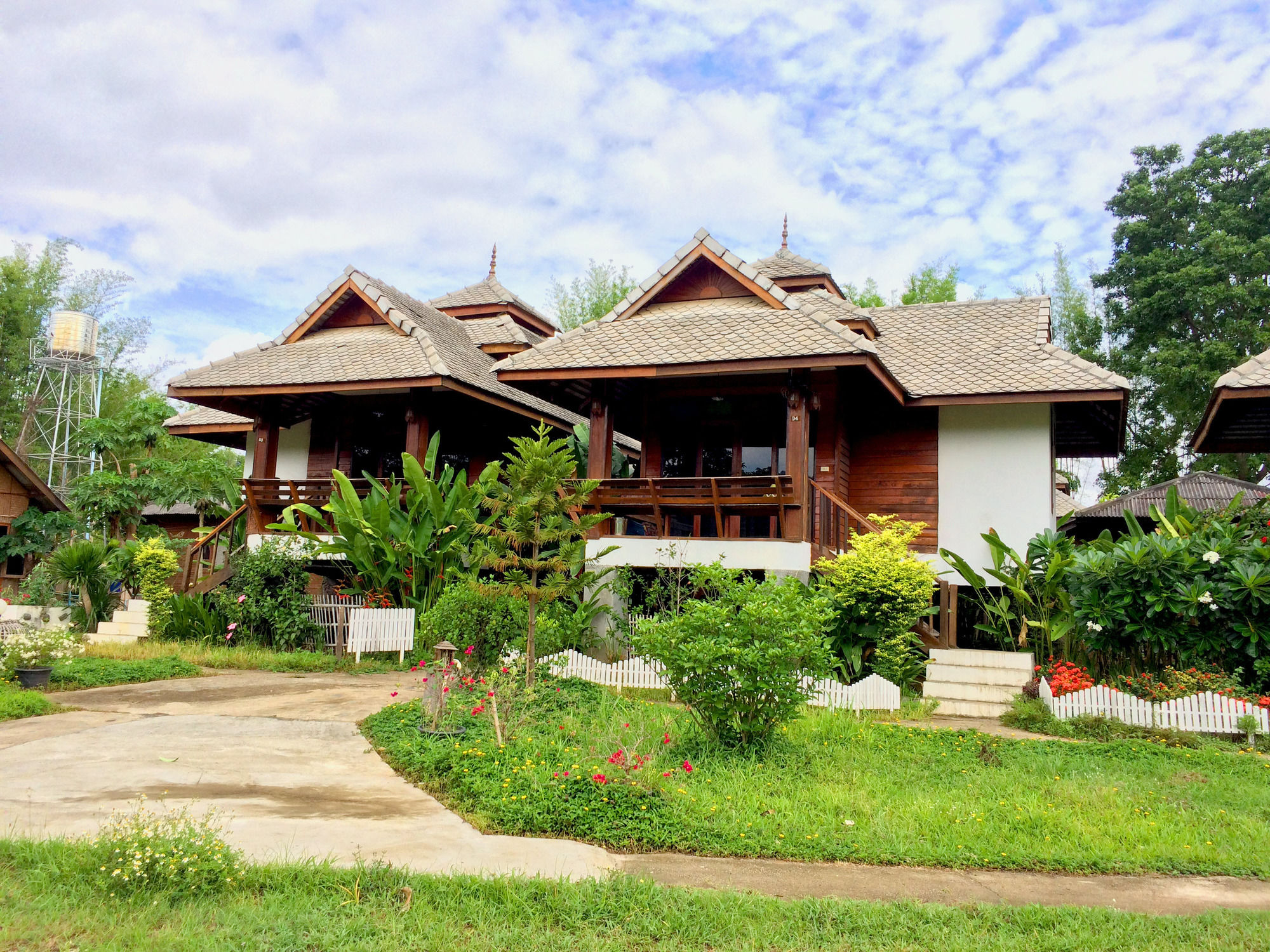 Pai River Villa