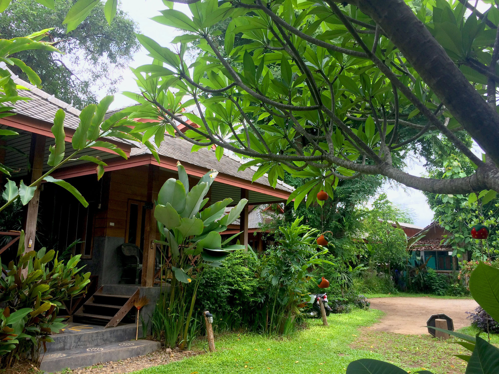Sawasdeepai River Resort