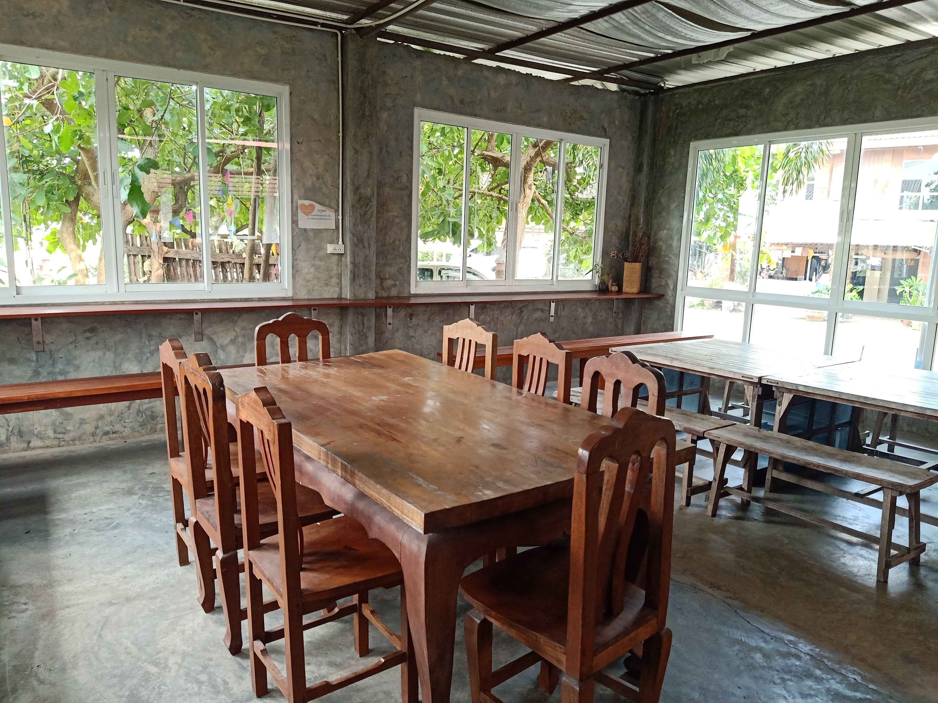 Phumchan Place Hotel