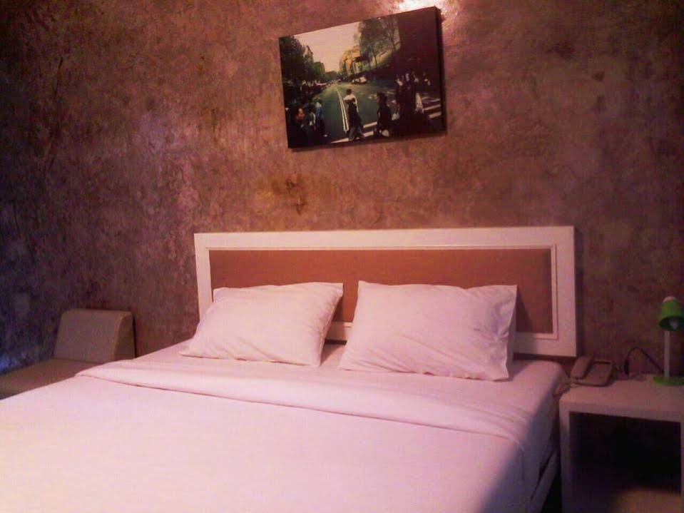 Pyrmont Ville Hotel