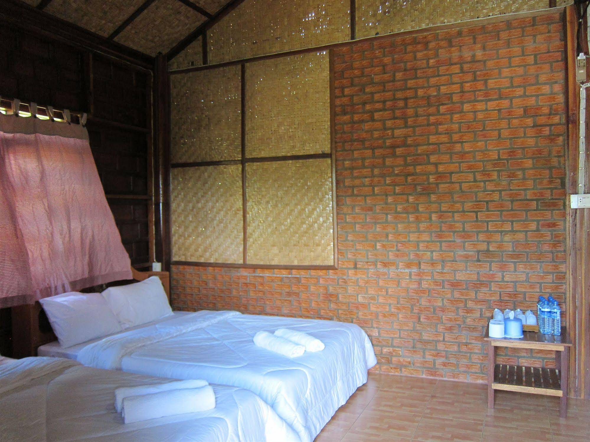 Thai Loei 300 Pee Resort