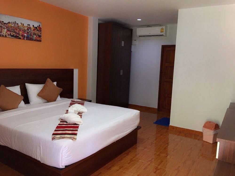 Hug Pua Hotel