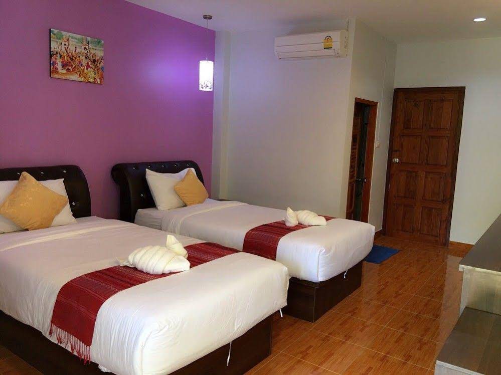 Hug Pua Hotel
