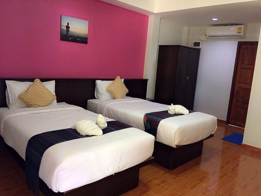Hug Pua Hotel