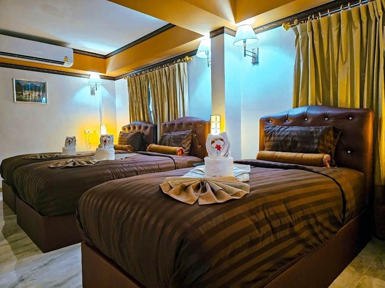 Chiangmai Lanna & Modern Loft Hotel