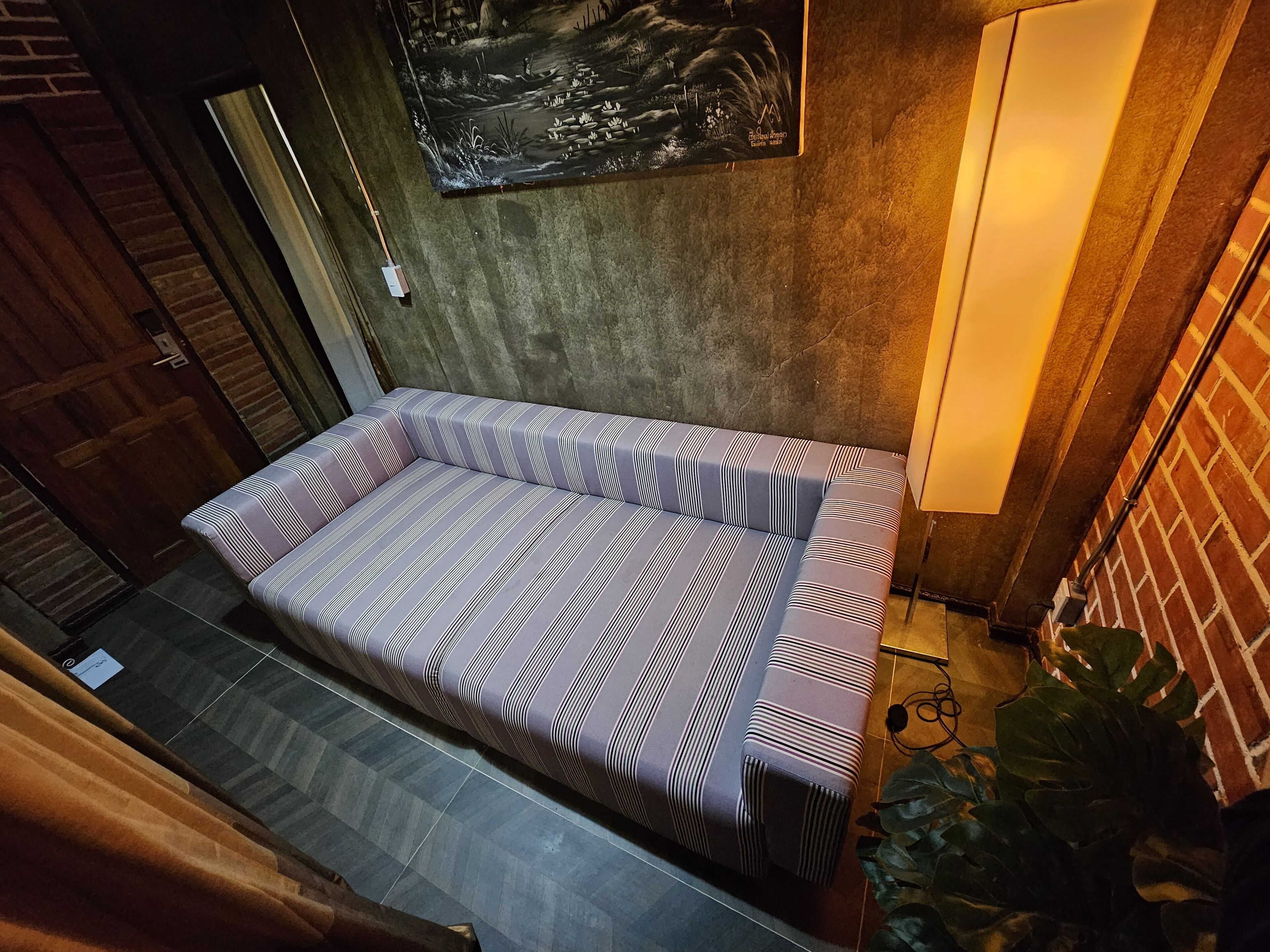 Chiangmai Lanna & Modern Loft Hotel