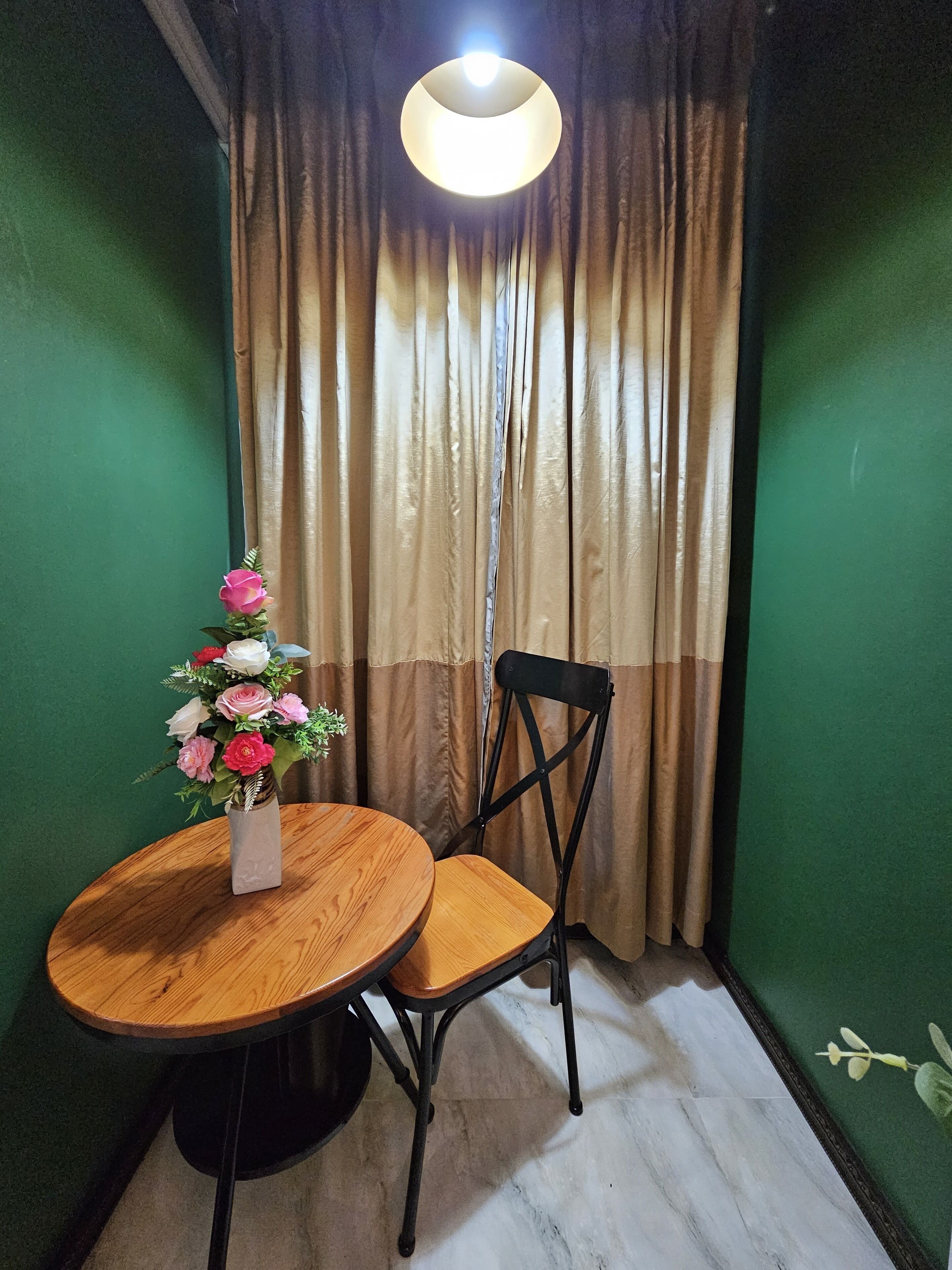 Chiangmai Lanna & Modern Loft Hotel