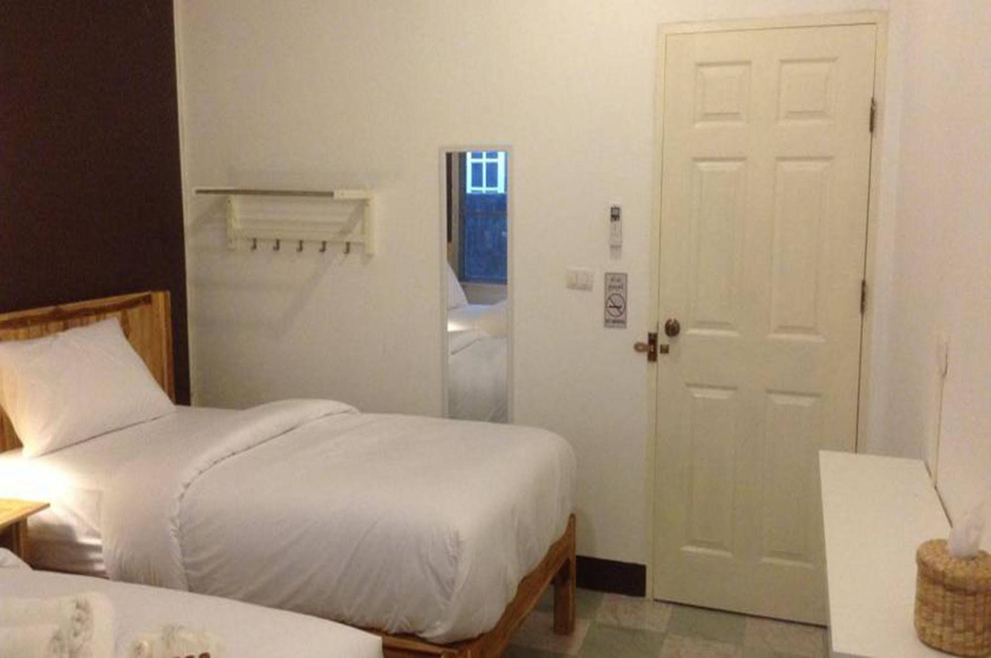 Space Ben Guest House @ Muangkao