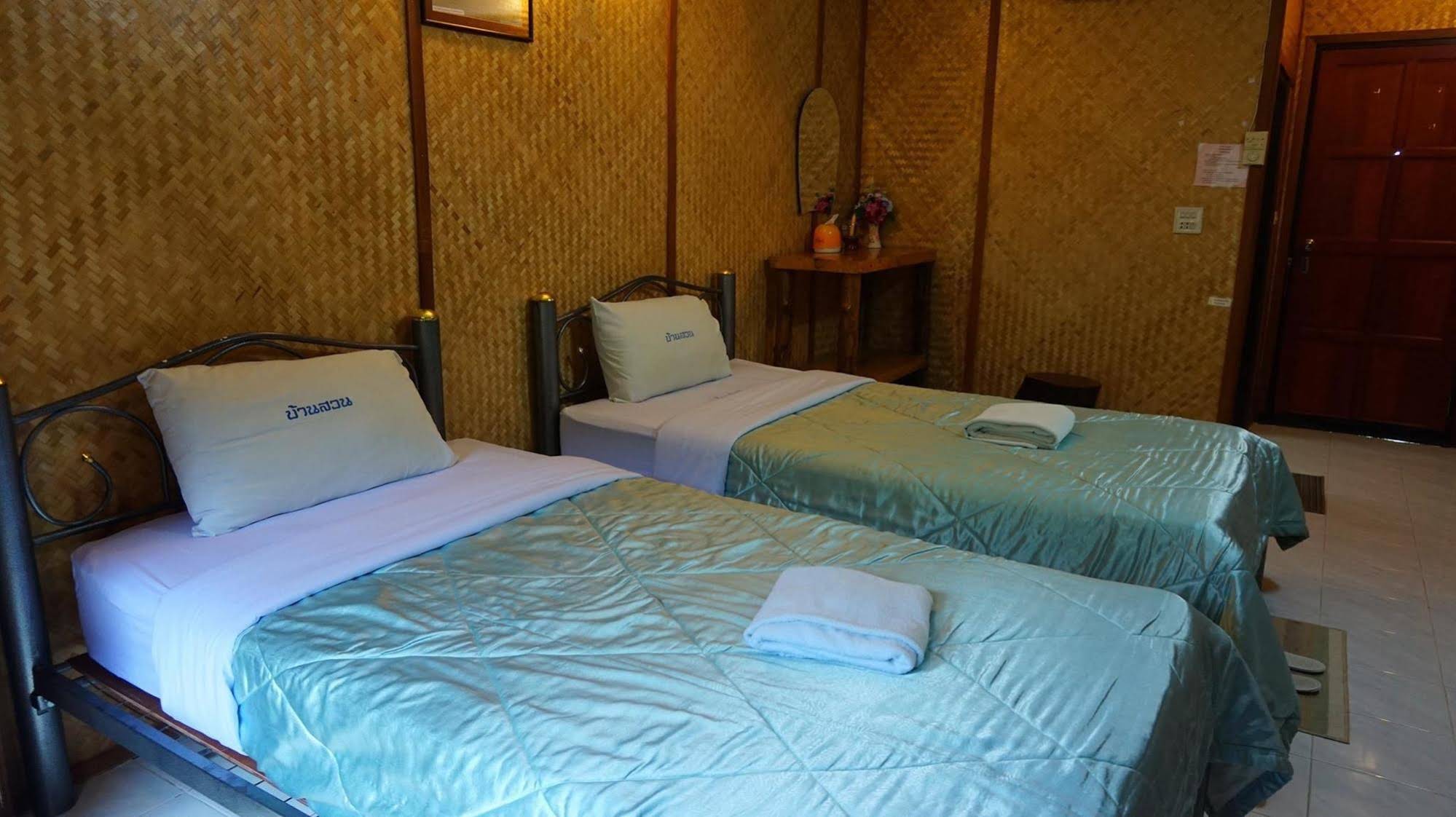 Khunmai Baansuan Resort