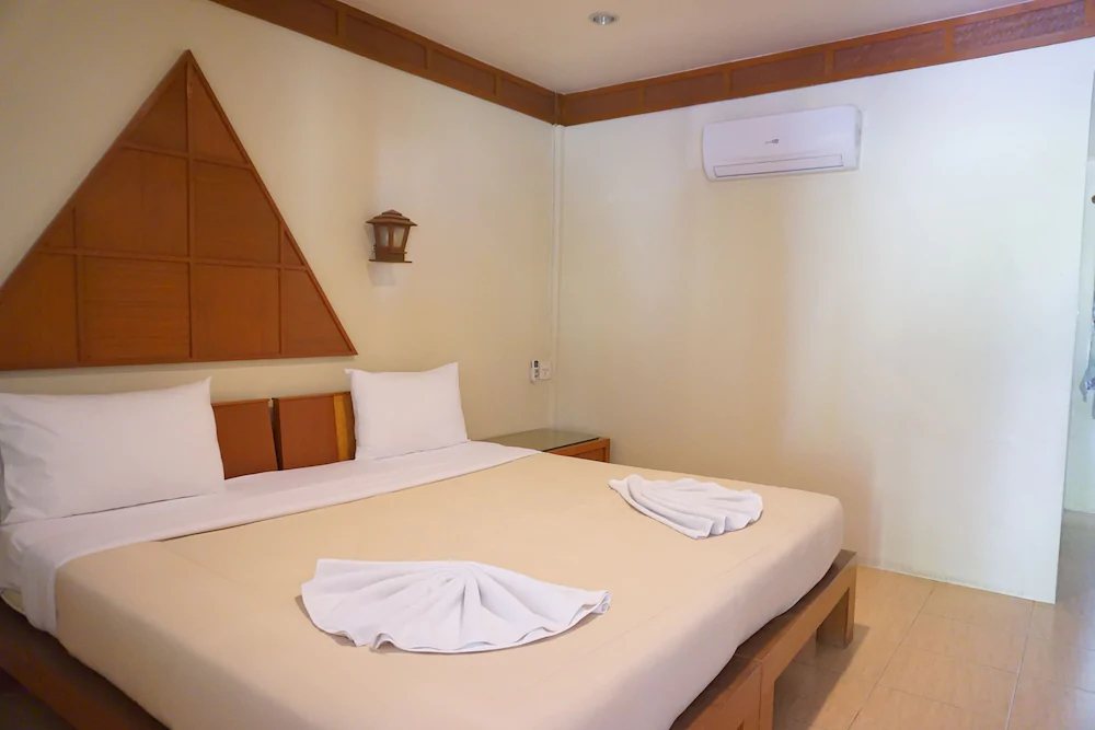 Uthai River Lake Resort