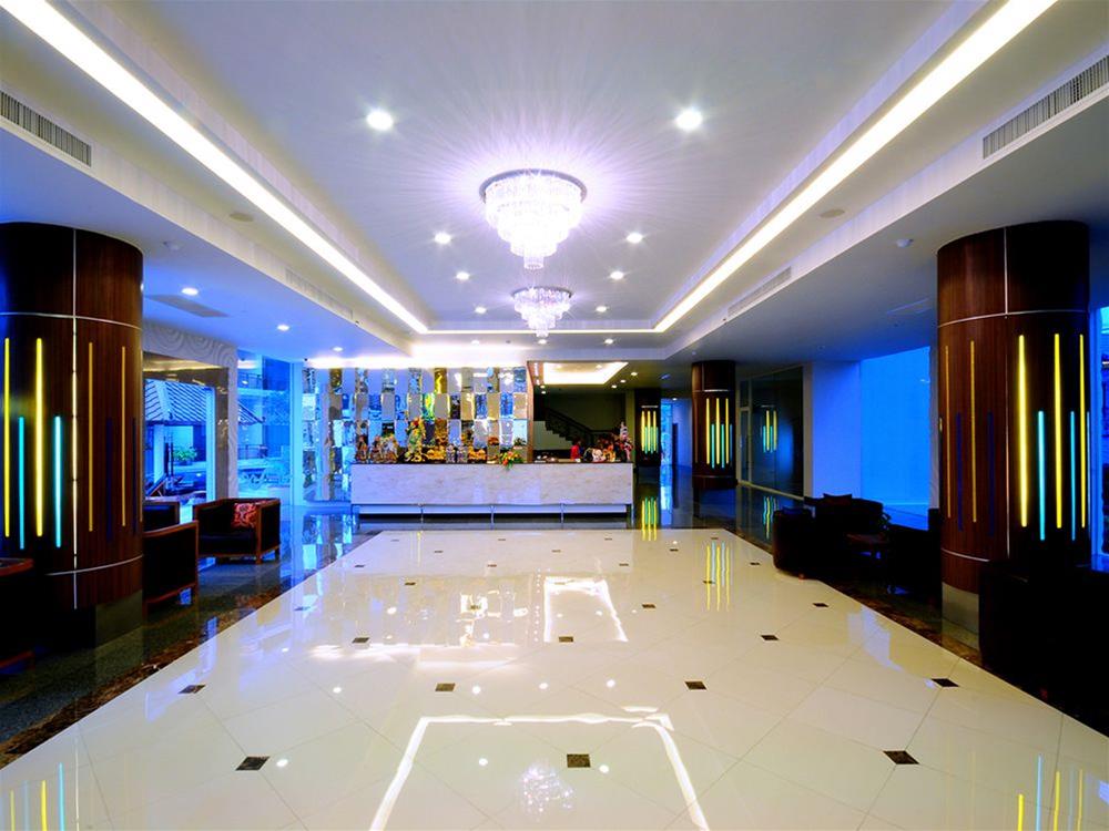 Crystal Palace Pattaya