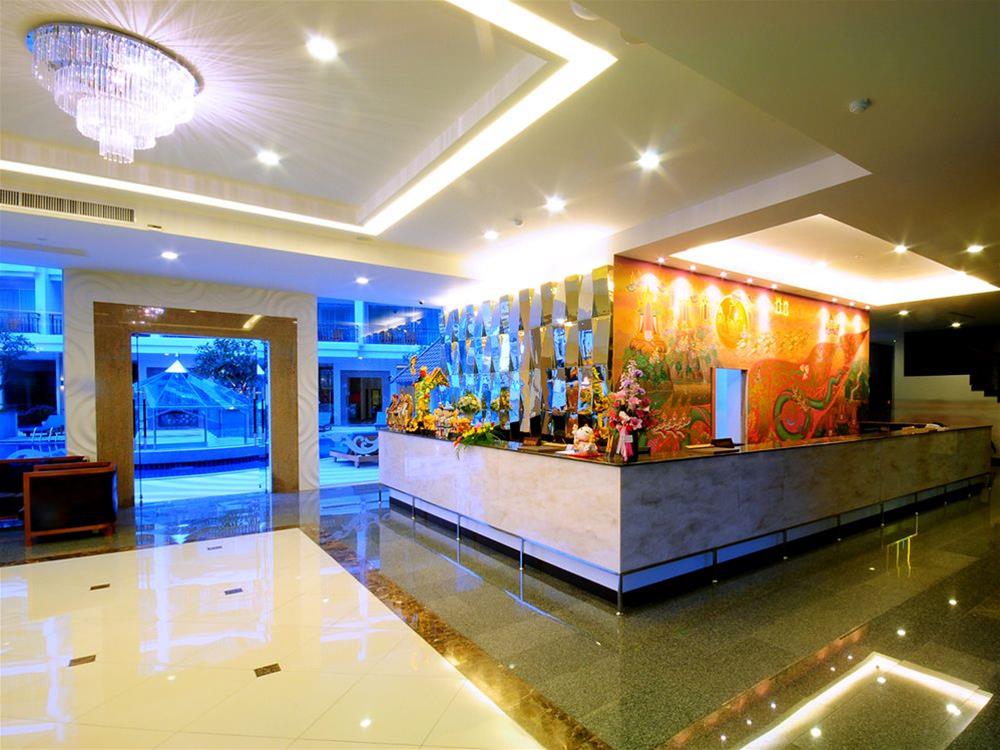 Crystal Palace Pattaya