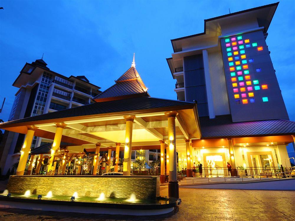 Crystal Palace Pattaya