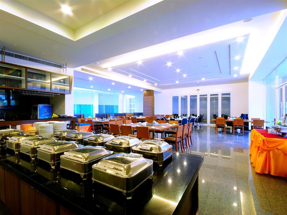 Crystal Palace Pattaya