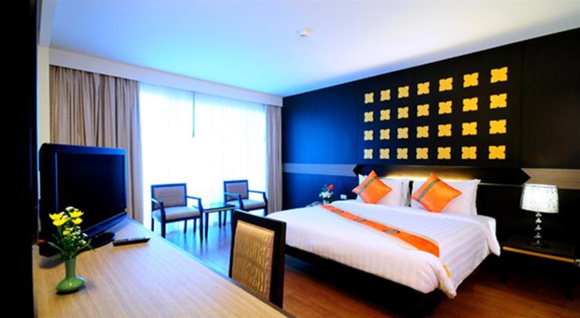 Crystal Palace Pattaya