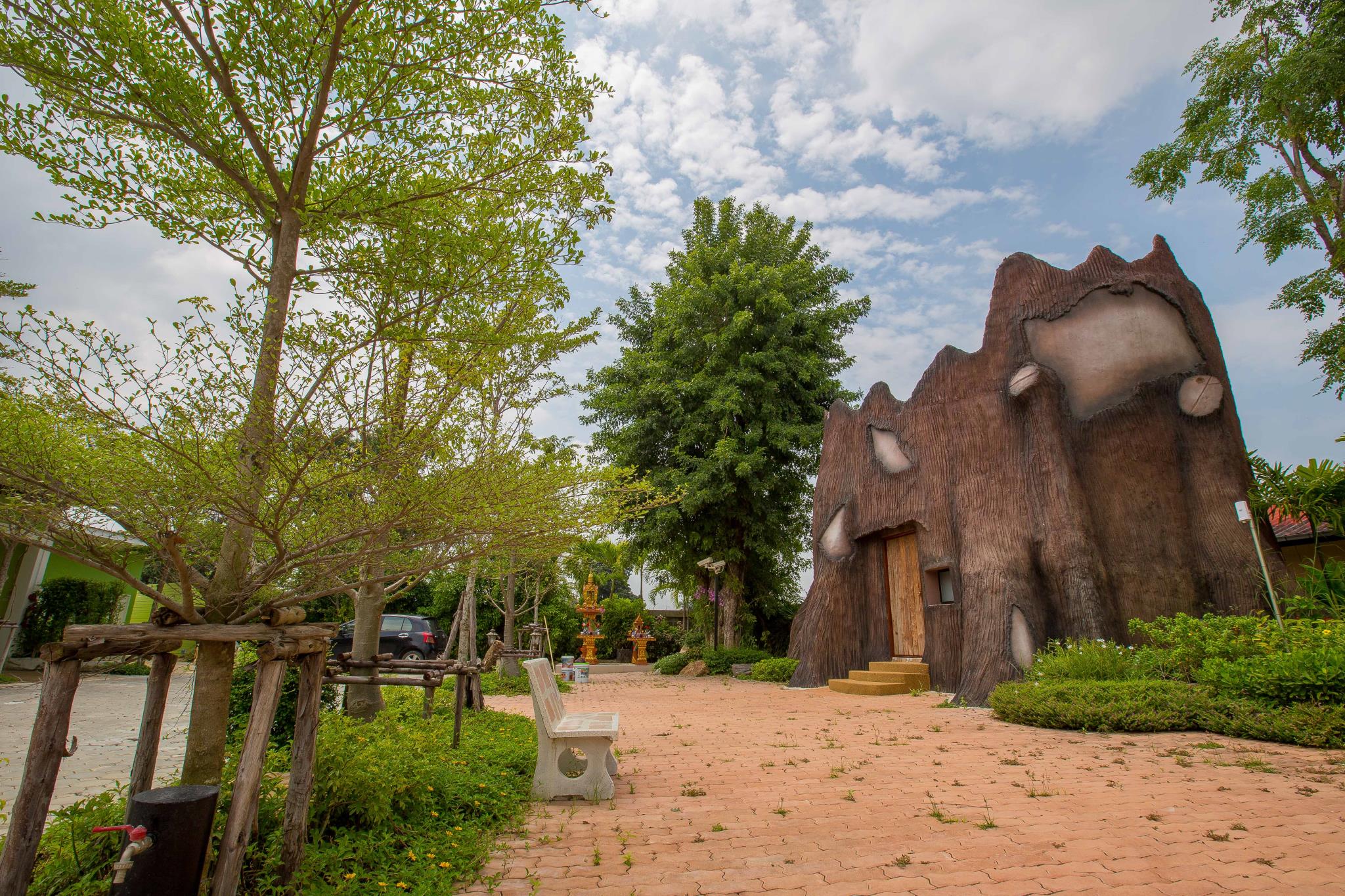 Fruit House
